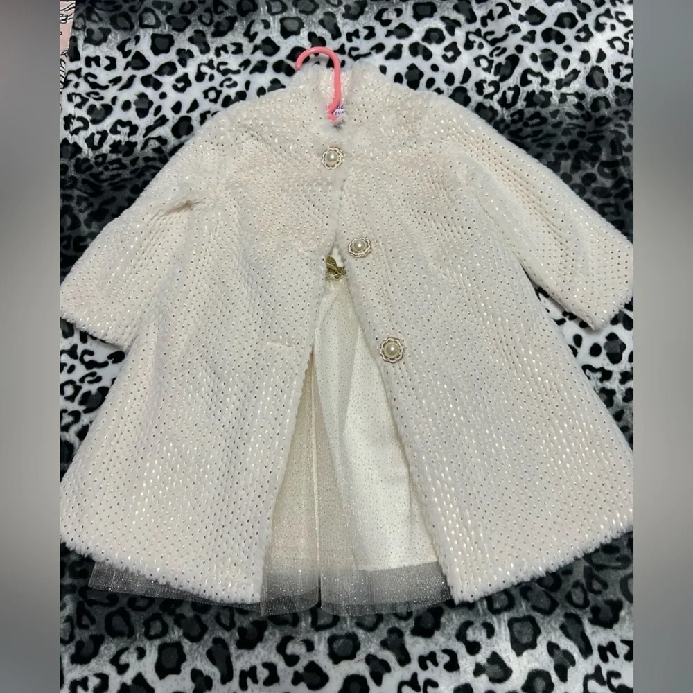 Blueberi Boulevard beige and Gold textured knit coat and dress